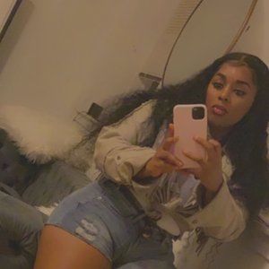 Meet your Posher, Katrina